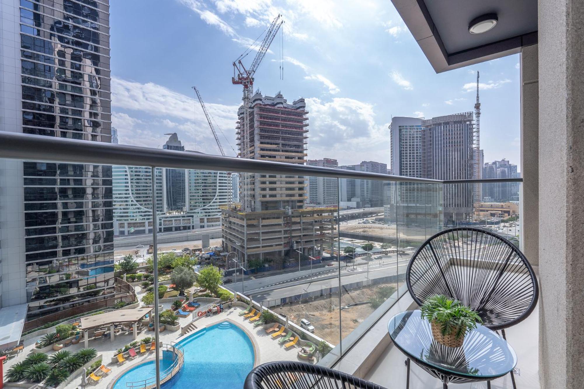 Heaven Crest Vacation Homes Downtown - Studio And 1 Bedroom Suites 2 Minute Walk To Dubai Mall And Burj Khalifa Exterior photo