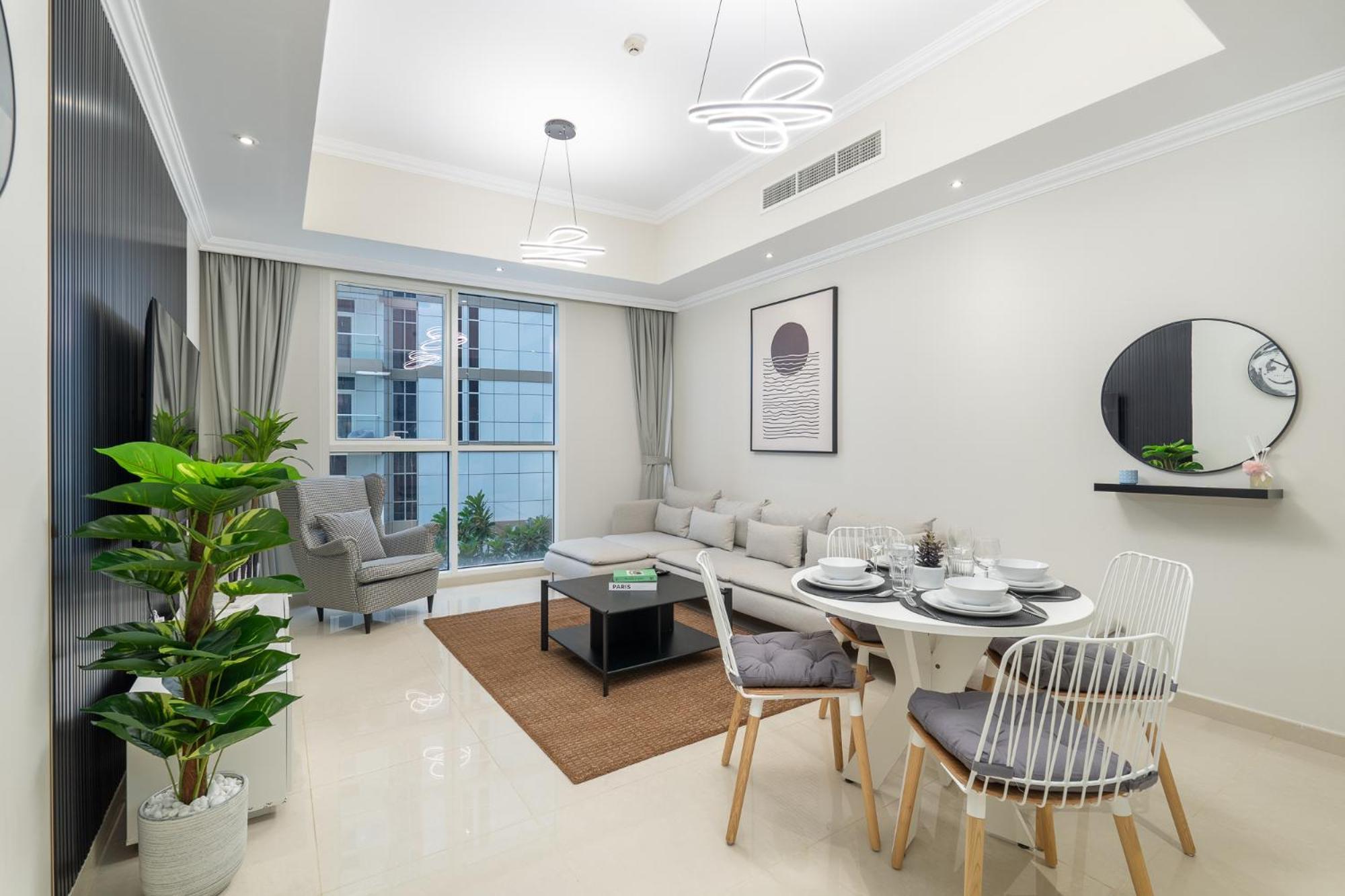 Heaven Crest Vacation Homes Downtown - Studio And 1 Bedroom Suites 2 Minute Walk To Dubai Mall And Burj Khalifa Exterior photo