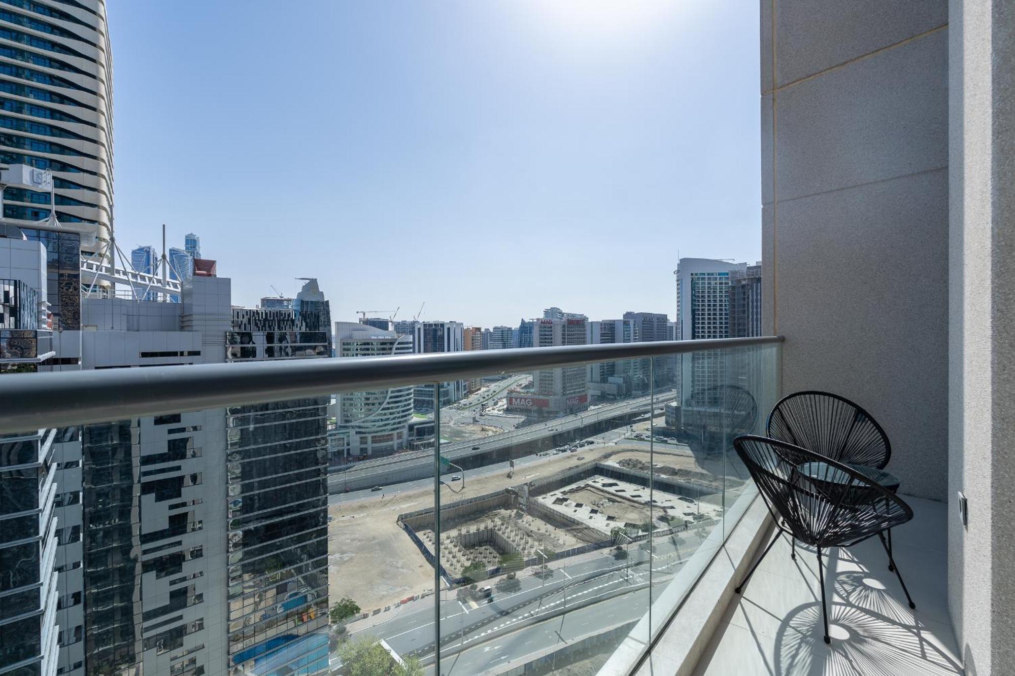 Heaven Crest Vacation Homes Downtown - Studio And 1 Bedroom Suites 2 Minute Walk To Dubai Mall And Burj Khalifa Exterior photo