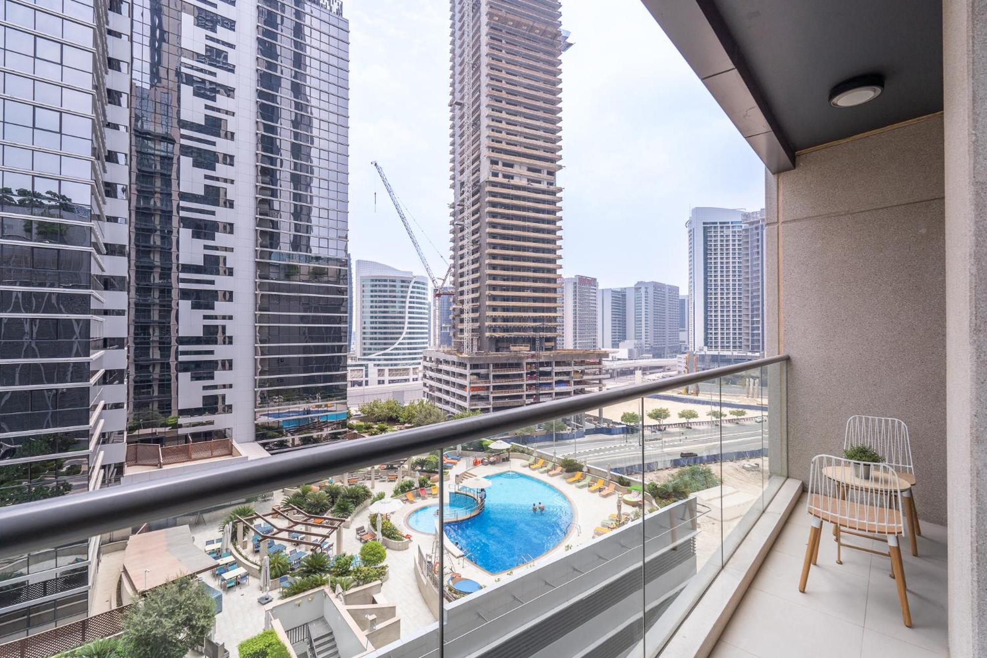 Heaven Crest Vacation Homes Downtown - Studio And 1 Bedroom Suites 2 Minute Walk To Dubai Mall And Burj Khalifa Exterior photo