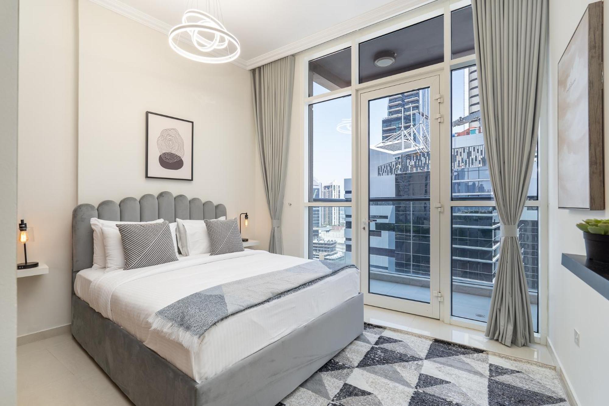 Heaven Crest Vacation Homes Downtown - Studio And 1 Bedroom Suites 2 Minute Walk To Dubai Mall And Burj Khalifa Exterior photo