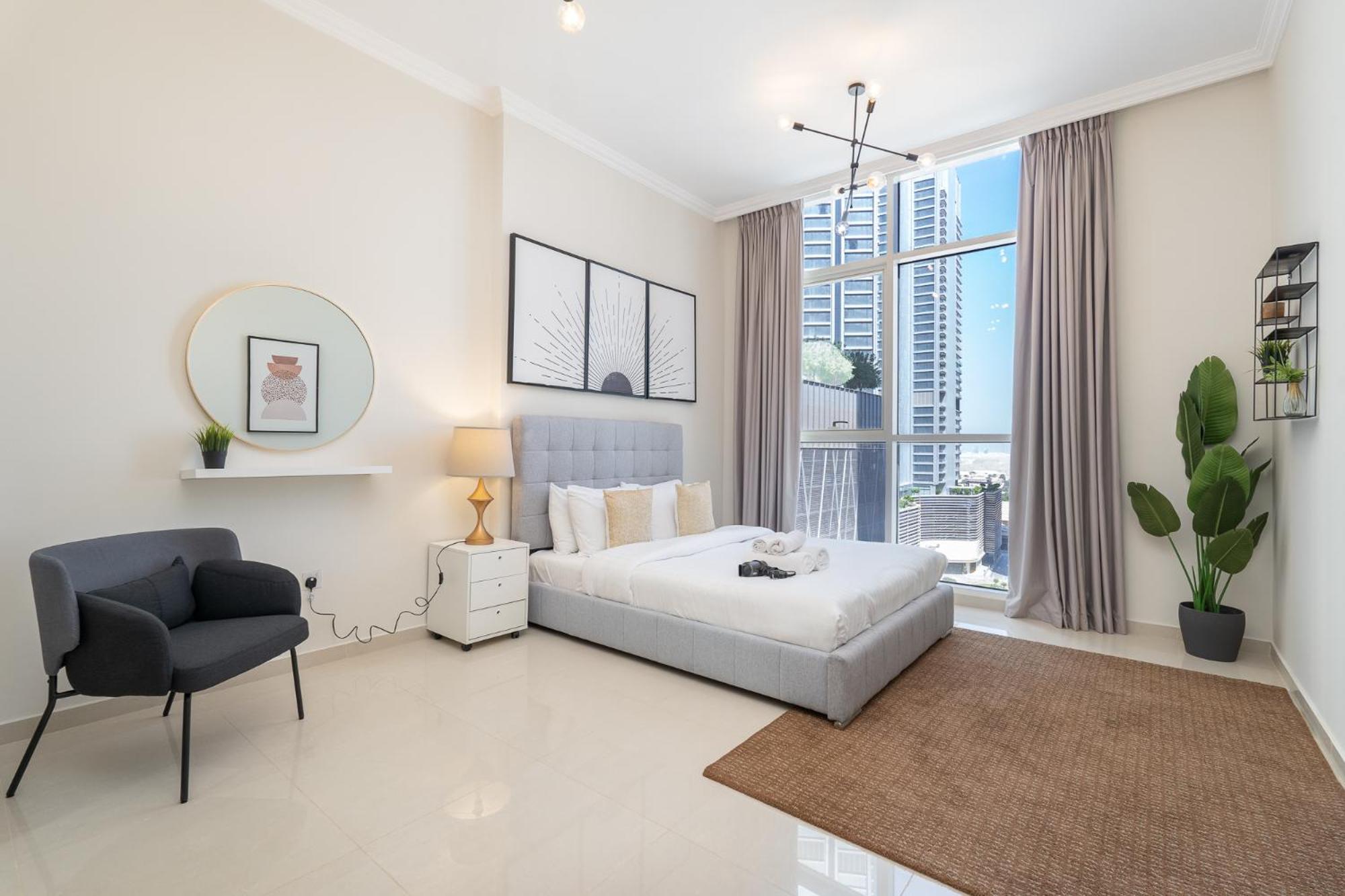 Heaven Crest Vacation Homes Downtown - Studio And 1 Bedroom Suites 2 Minute Walk To Dubai Mall And Burj Khalifa Exterior photo