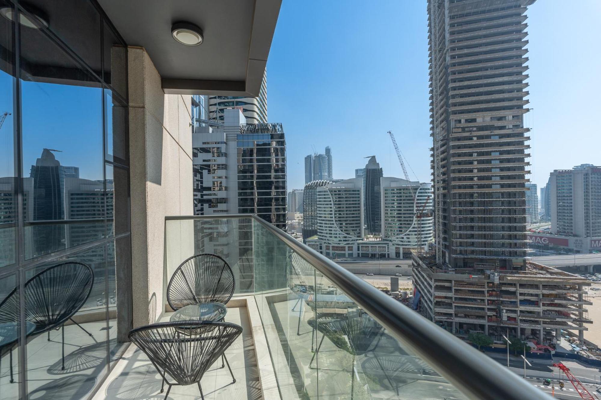 Heaven Crest Vacation Homes Downtown - Studio And 1 Bedroom Suites 2 Minute Walk To Dubai Mall And Burj Khalifa Exterior photo